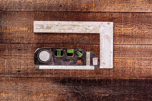 Top 10 Essential Woodworking Tools for Beginners | Start Off on the Right Foot